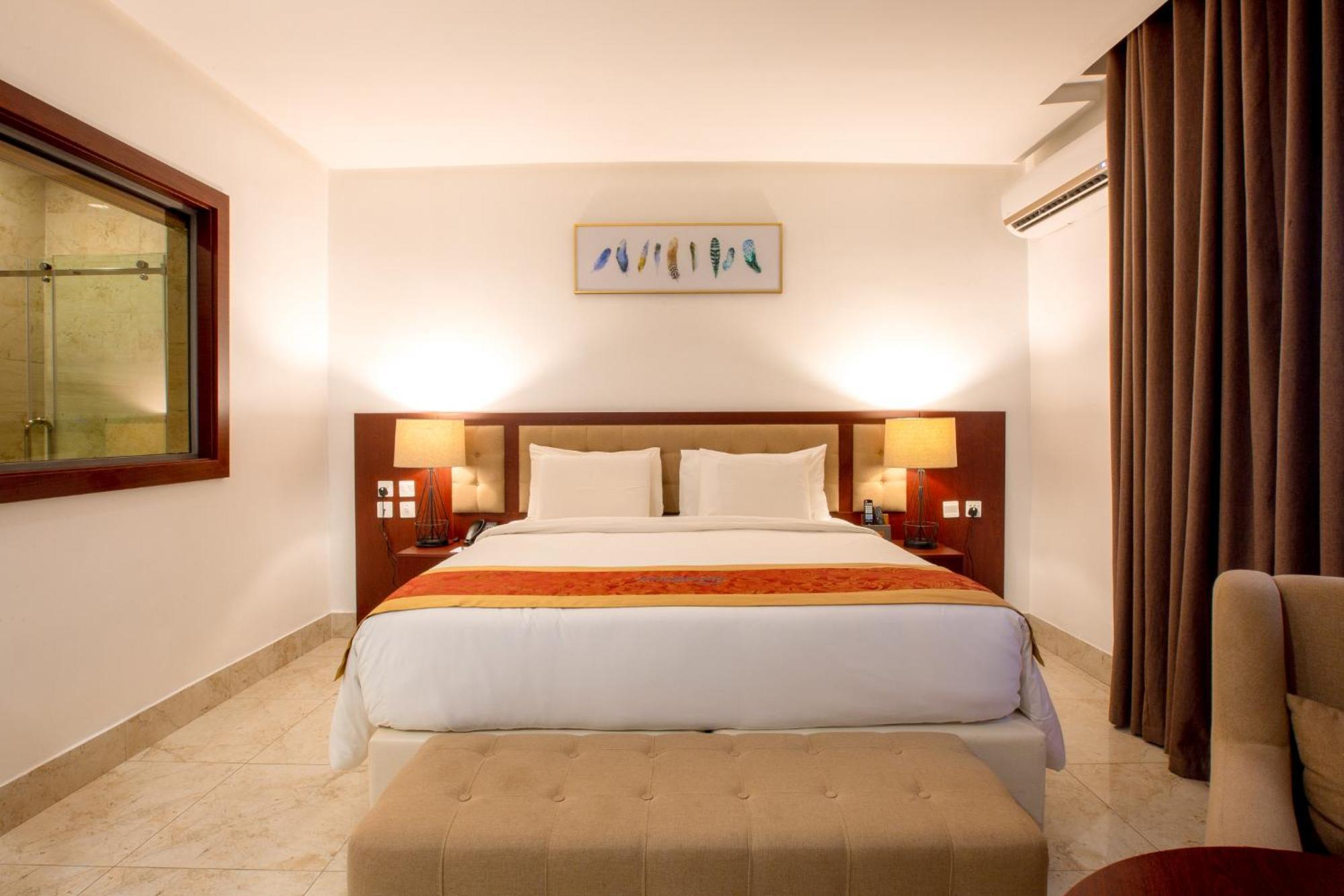 Johnwood Hotel By Bolton อาบูจา ภายนอก รูปภาพ