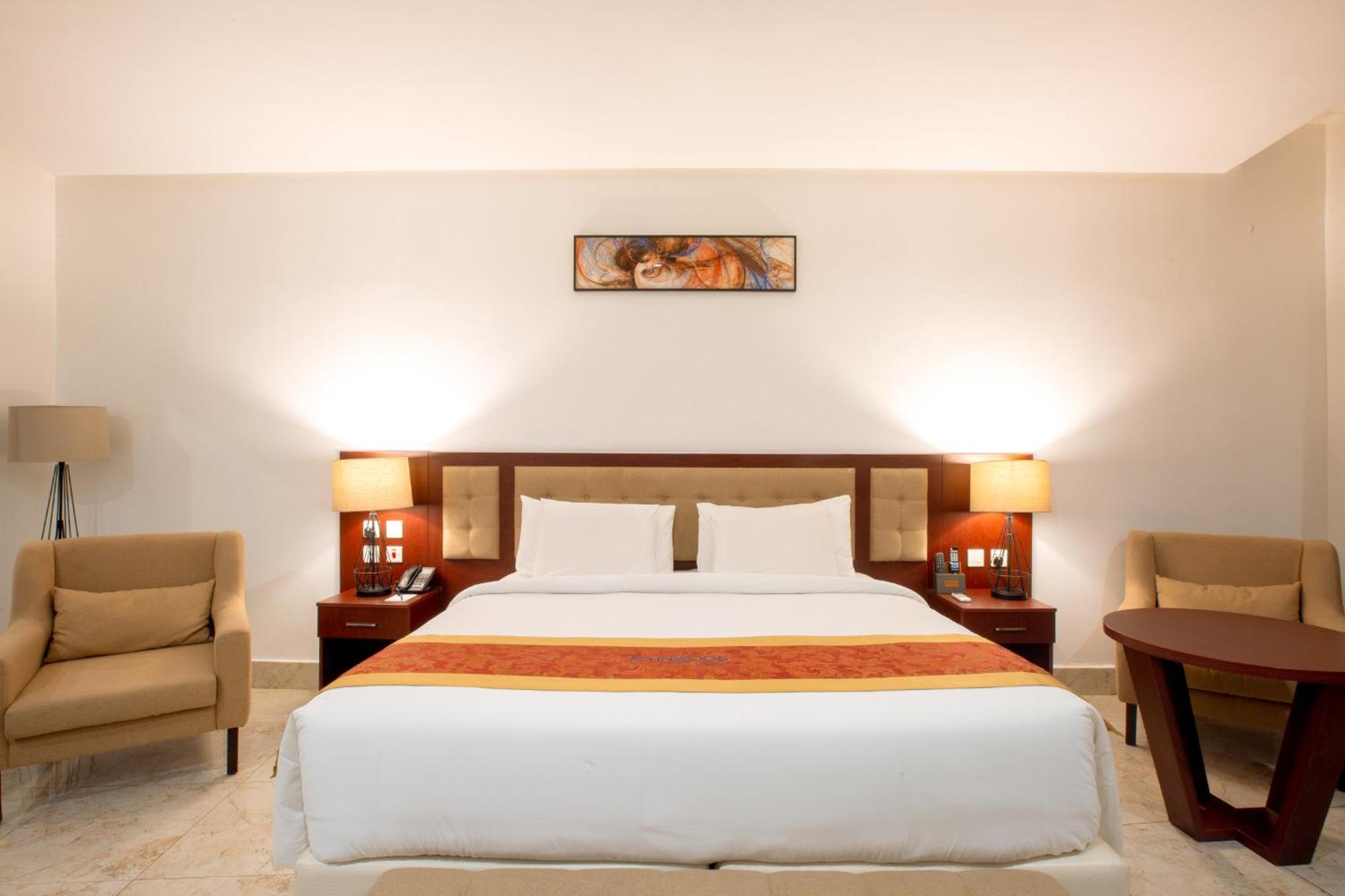 Johnwood Hotel By Bolton อาบูจา ภายนอก รูปภาพ